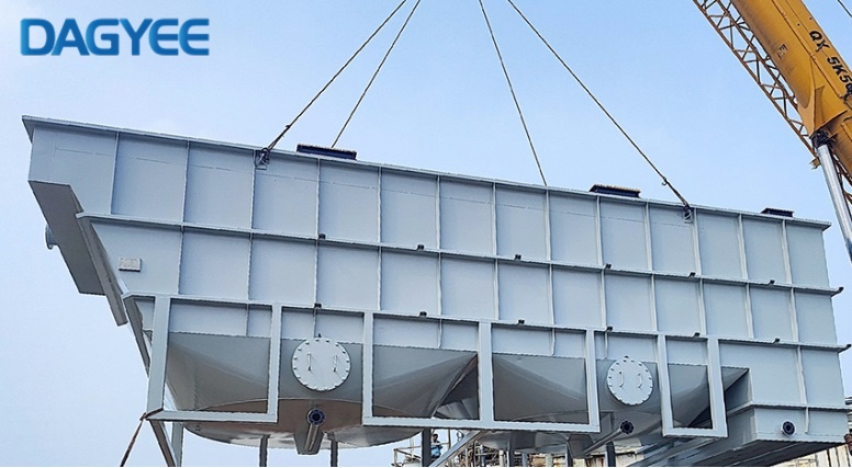 caudal máximo en <a href=http://wastewatermachinery.com/es/Polimero-Floculante-Con-Clarificador-Lamelar-p.html target='_blank'>Clarificador de placas</a>